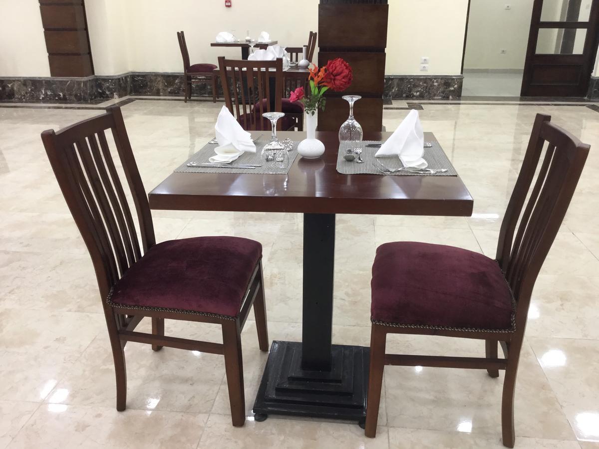 Jewel Inn 베니수에프 외부 사진